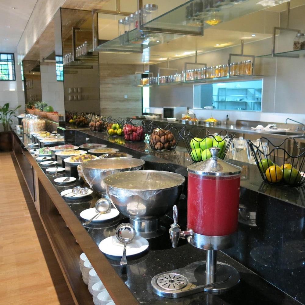 Grand Luley Manado Hotel Ngoại thất bức ảnh